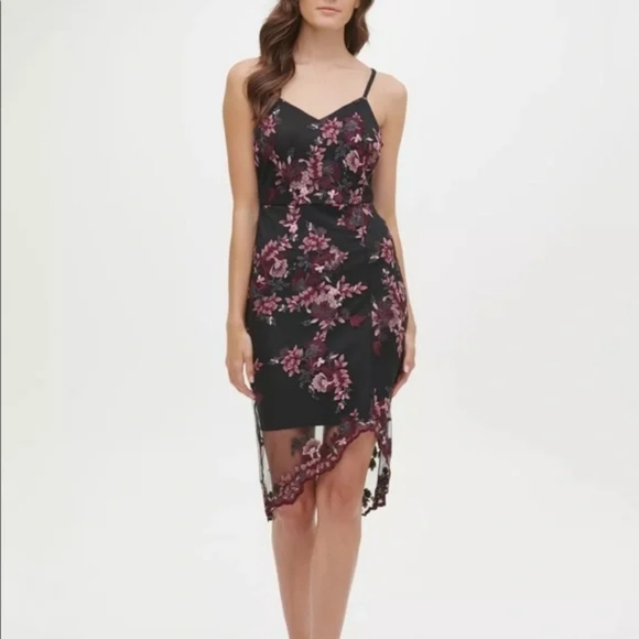 SOLD Guess Dress - Picture 6 of 7